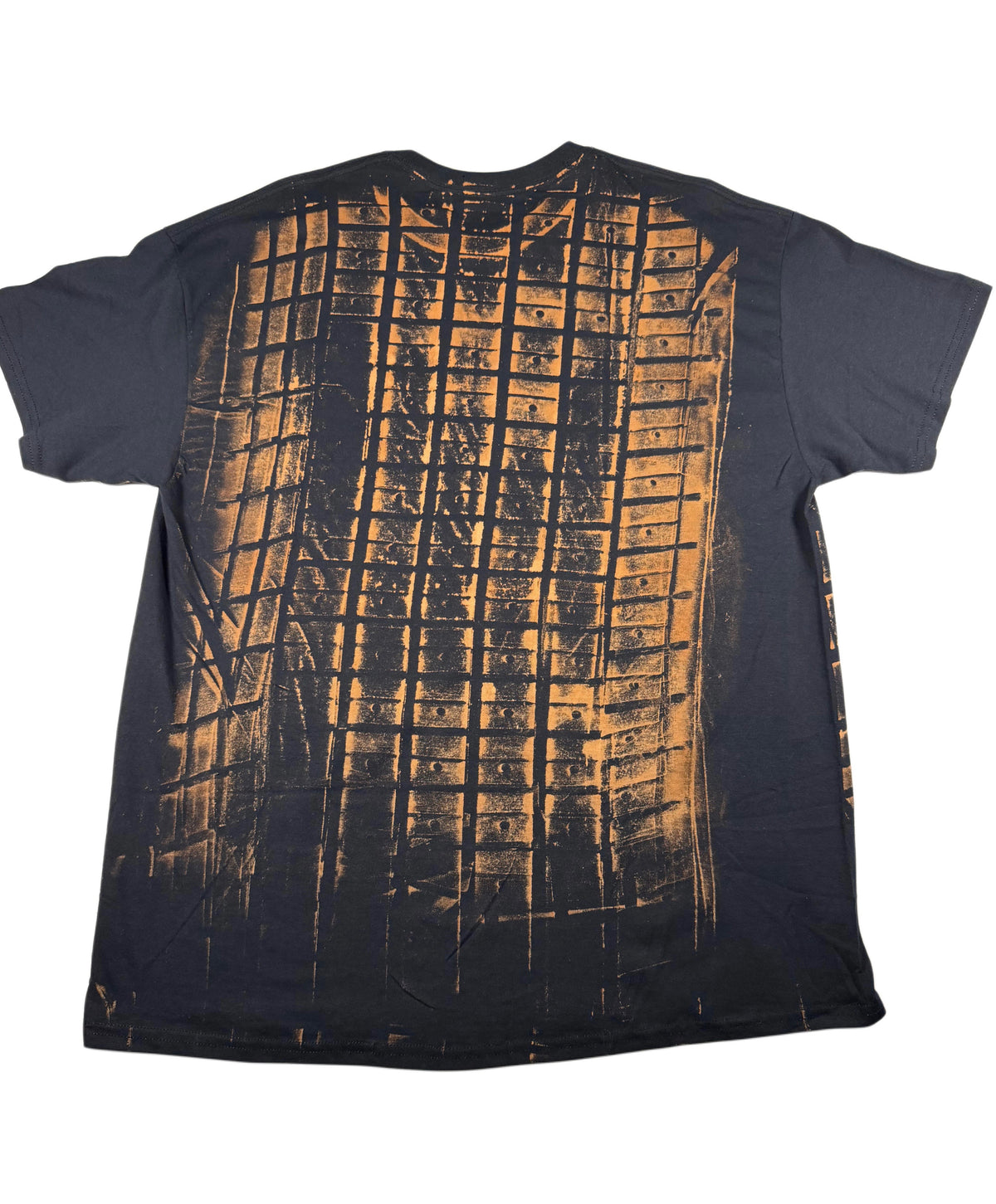 BLEACHED TIRE CHEVROLET REMIX (XL)