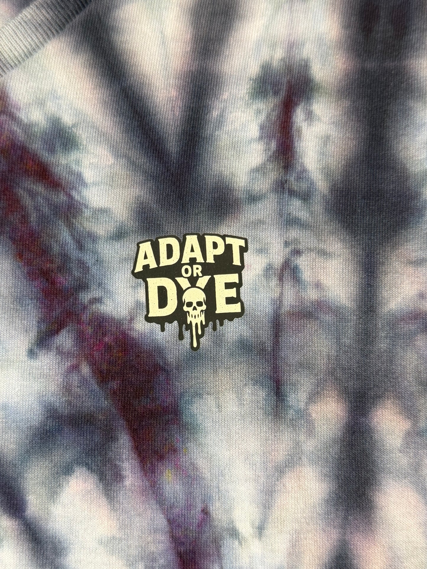 Womens Tie Dye Vneck (dark purple) Medium